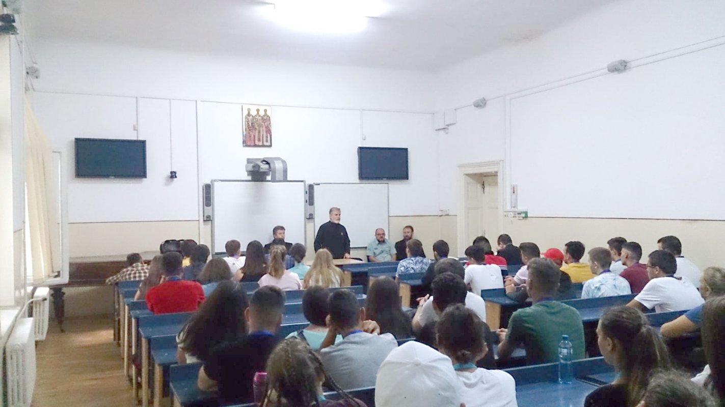 Şcoala de vară la Facultatea de Teologie Ortodoxă din Iaşi 120853