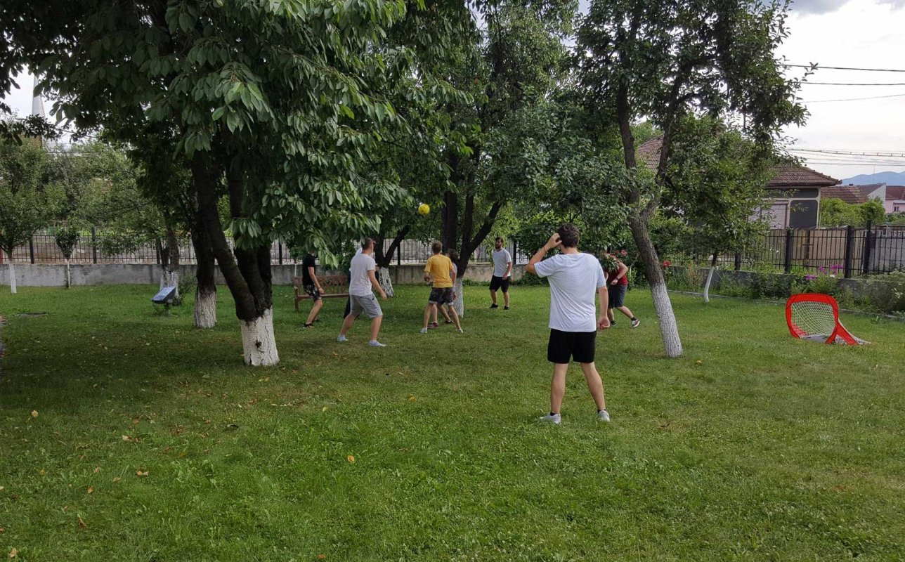 Activități cu tinerii în Episcopia Devei și Hunedoarei 120965