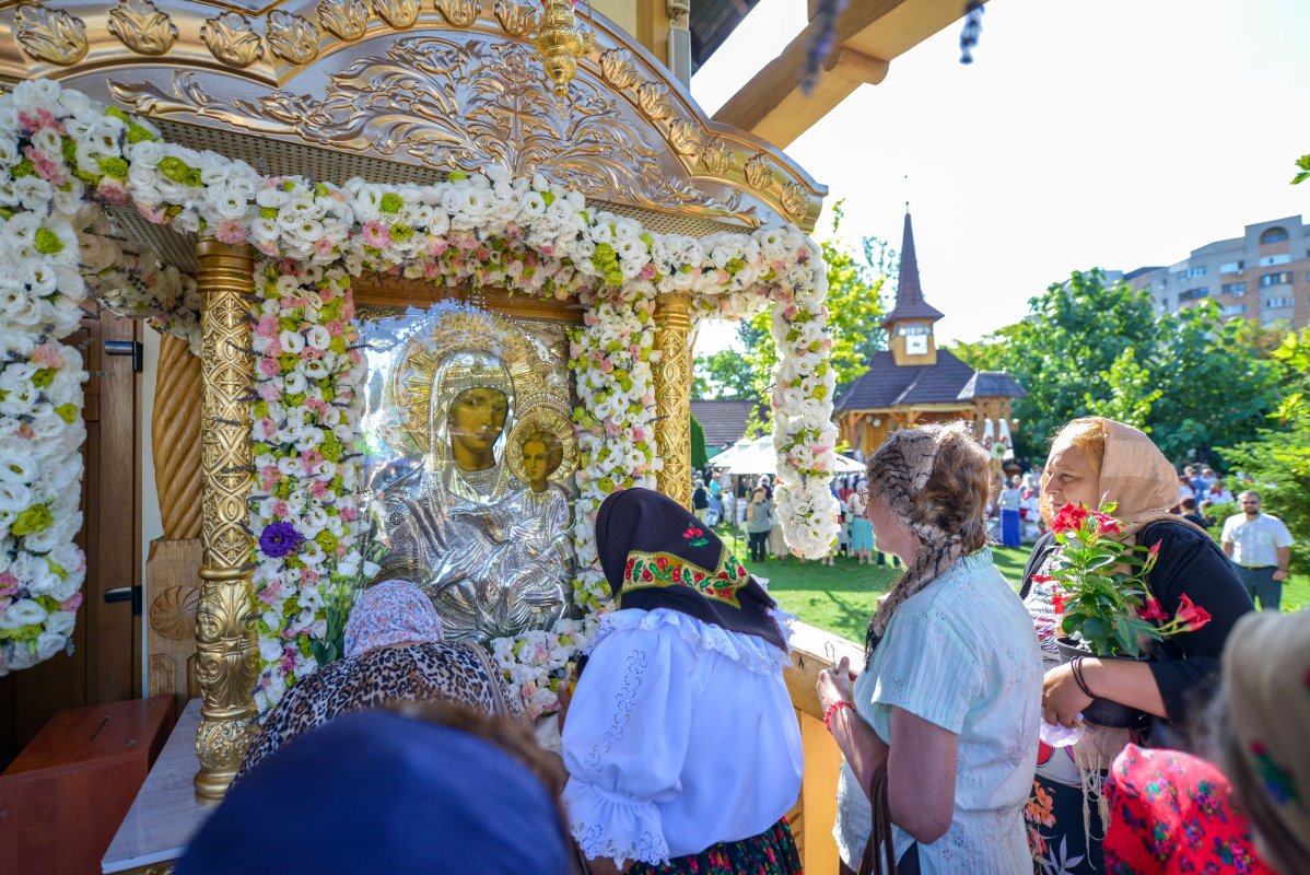 Cinstirea Icoanei „Prodromița” în Capitală 120906