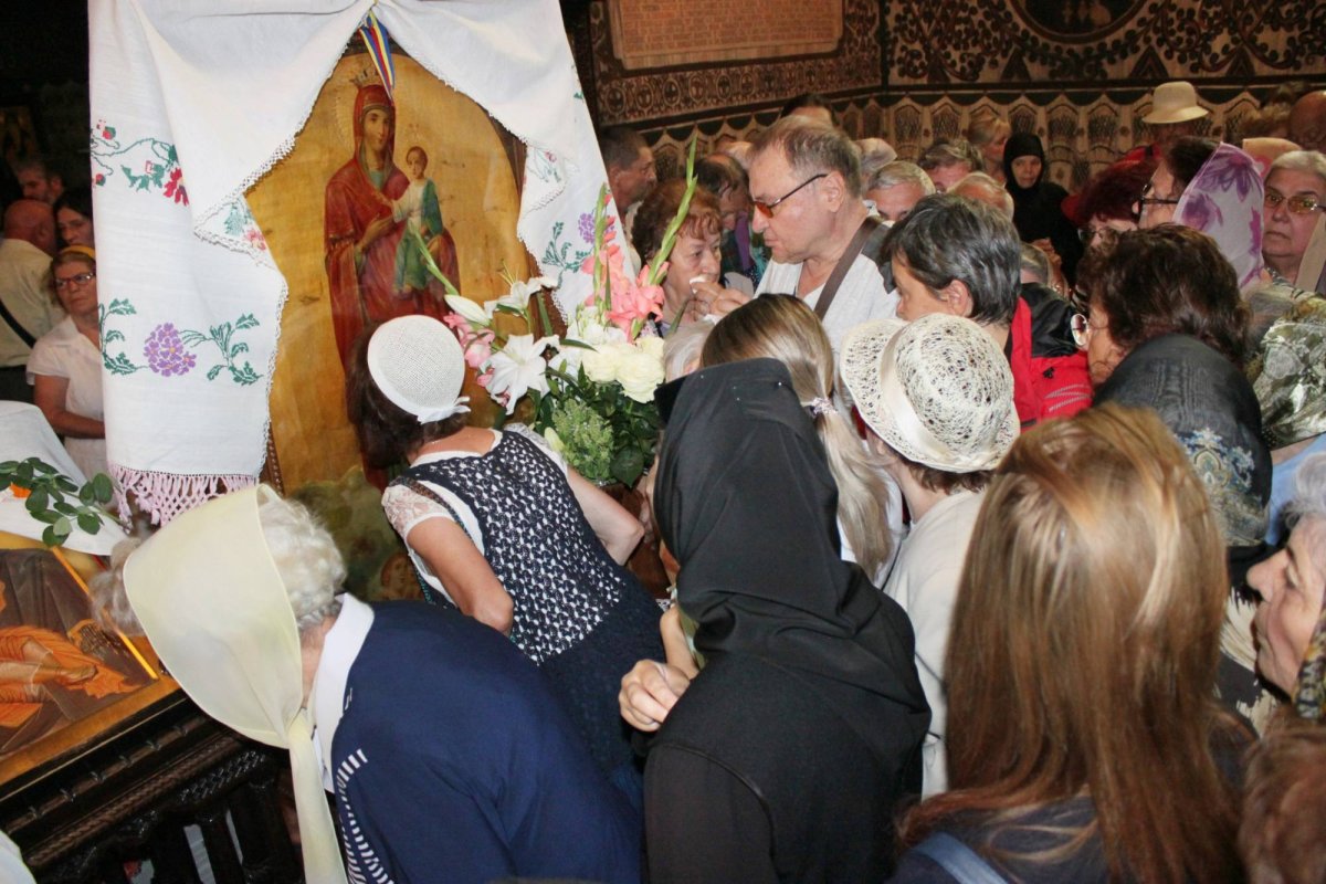 Cinstirea Icoanei Maicii Domnului „Prodromiţa” la Galaţi 120986