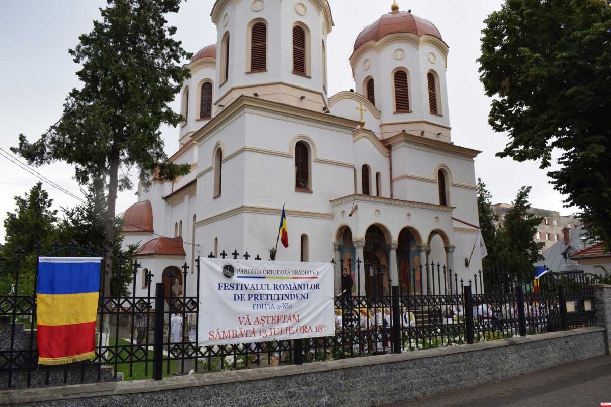 Festival al Românilor la biserica Parohiei Arad-Grădişte I 121019