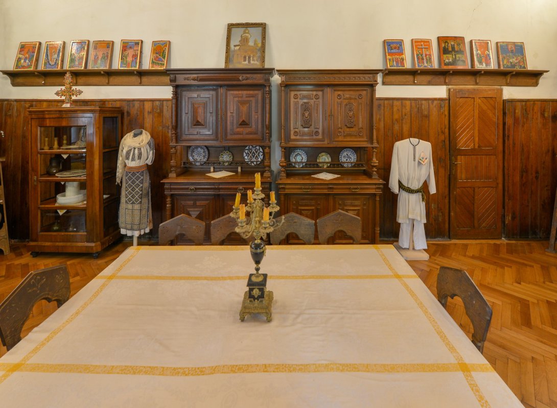 Lecția de istorie de la conacul Bălceștilor 121082