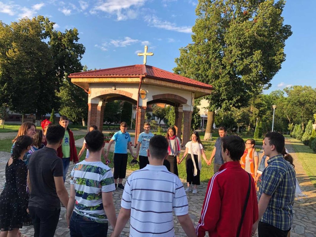 Tabăra „Tradiție și noutate”, în Arhiepiscopia Timișoarei 121032