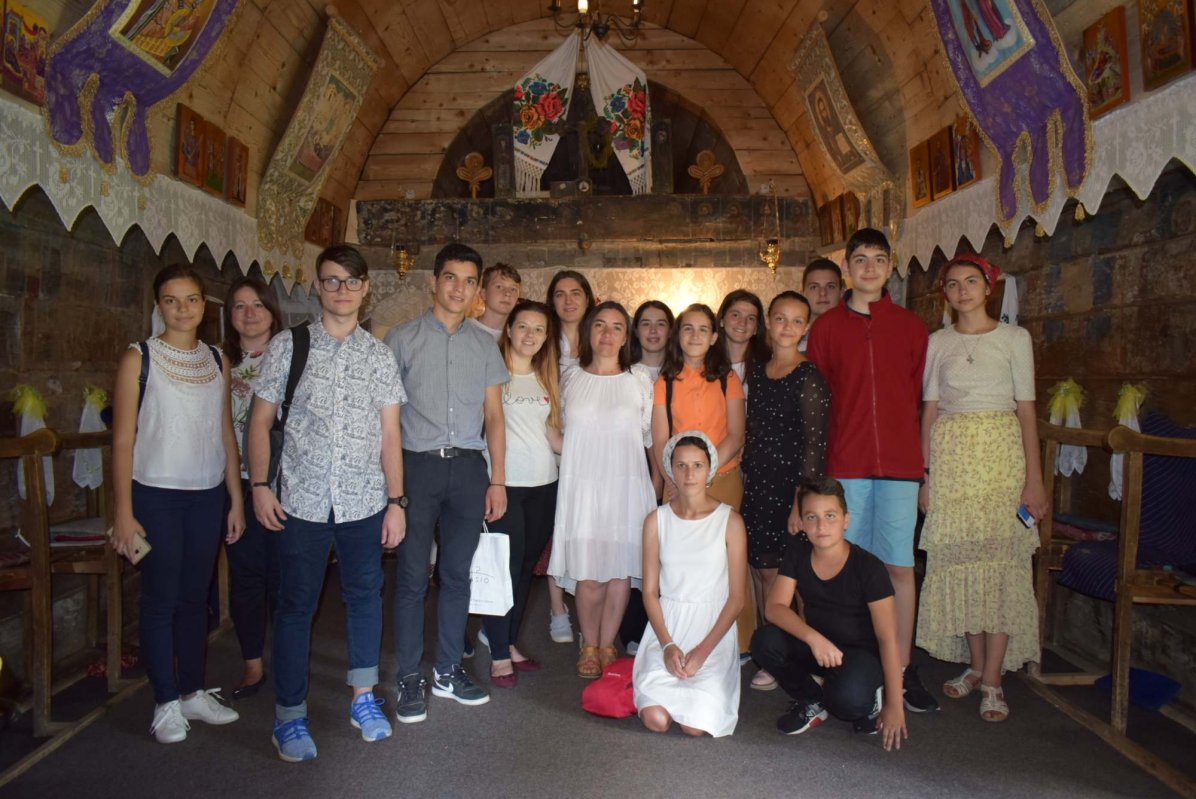 Tabăra „Tradiție și noutate”  în Eparhia Timișoarei 121121