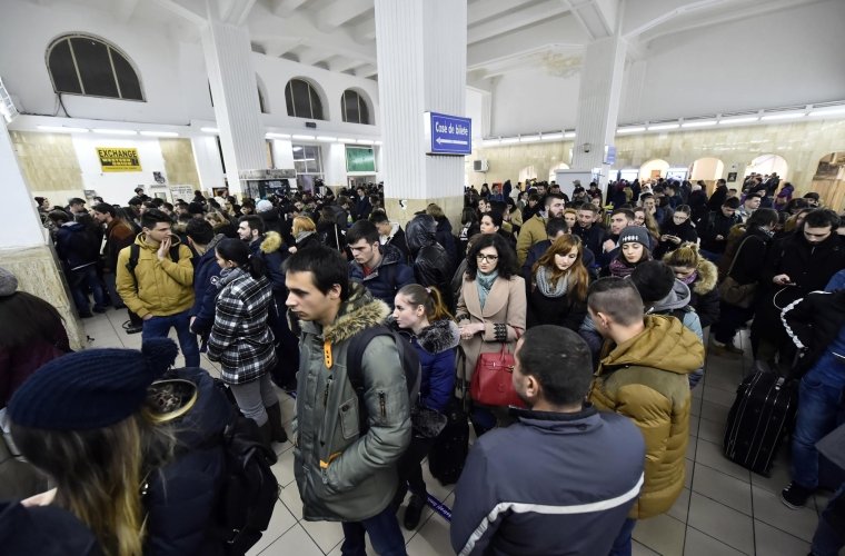 Limitare a călătoriilor gratuite pentru studenți 121207