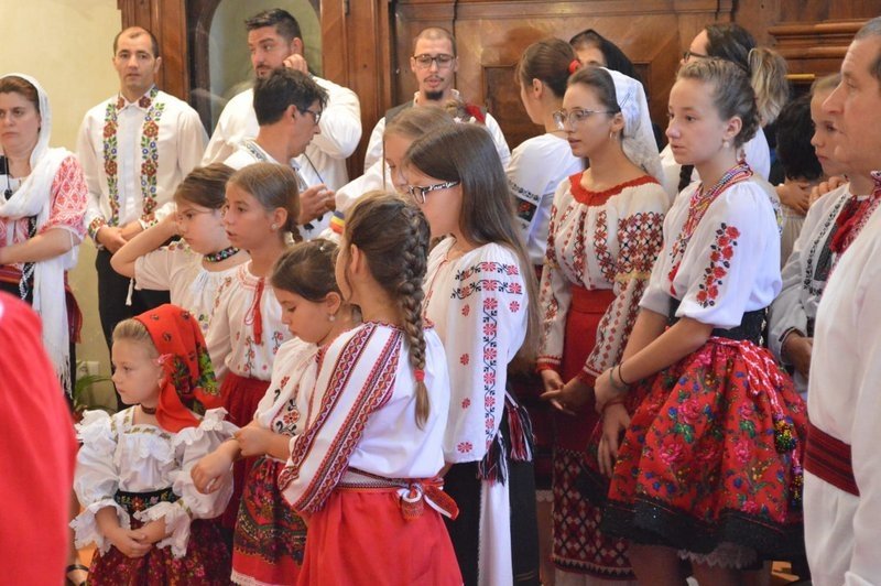 Școală de vară la parohii din Eparhia Romanului și Bacăului 121196