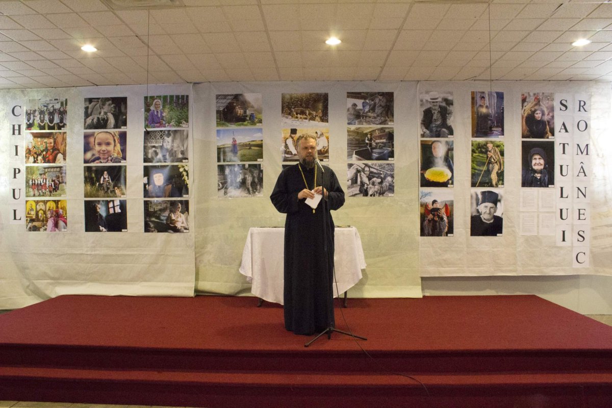 Expoziția „Chipul satului românesc” la Chicago 121278