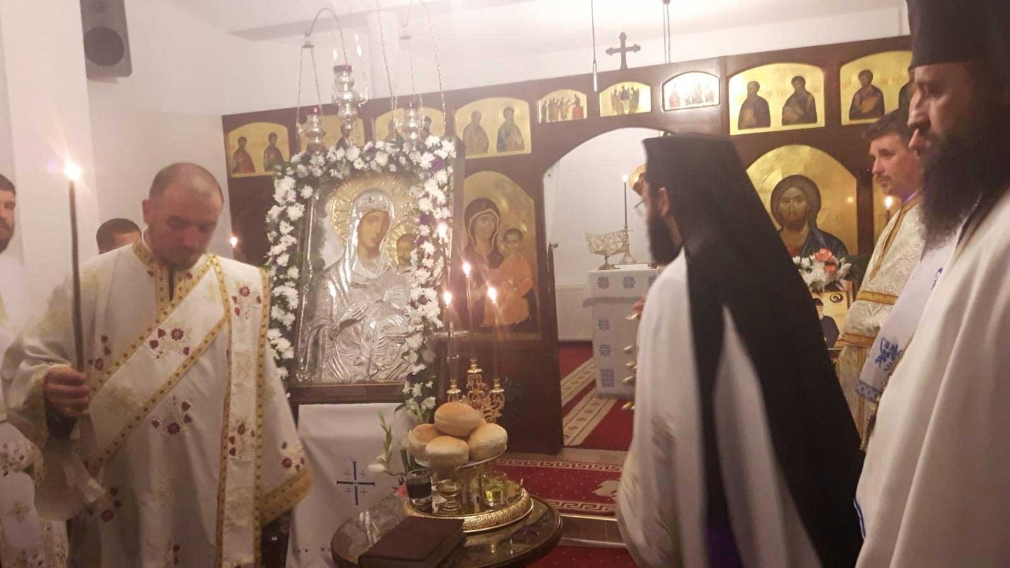 Priveghere la Mânăstirea Sfânta Elisabeta, Cluj 121308