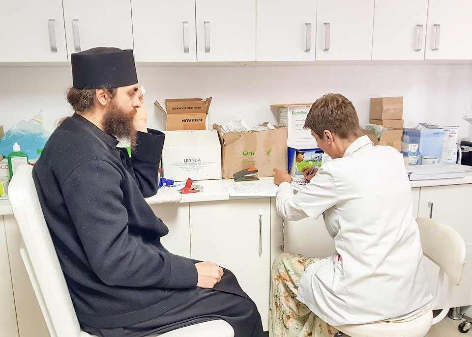 Monahii de la Mănăstirea Putna au participat la o nouă campanie de donare de sânge 121440