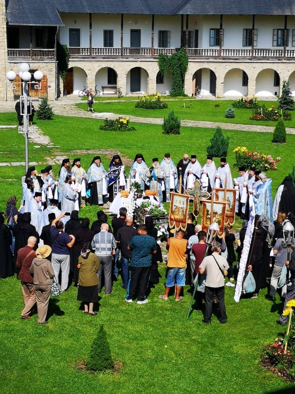 Un monah harnic, evlavios şi curajos – Părintele Tarasie Murgoci (1932-2019)  121389