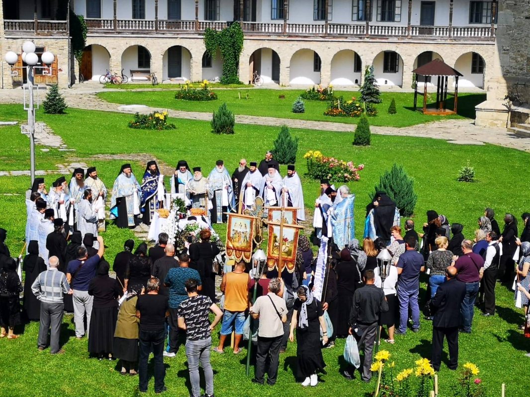 Un monah harnic, evlavios şi curajos – Părintele Tarasie Murgoci (1932-2019)  121392