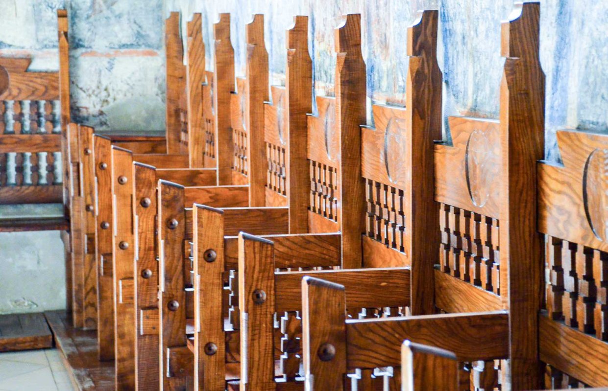 Biserici goale, biserici „ocupate” 121752