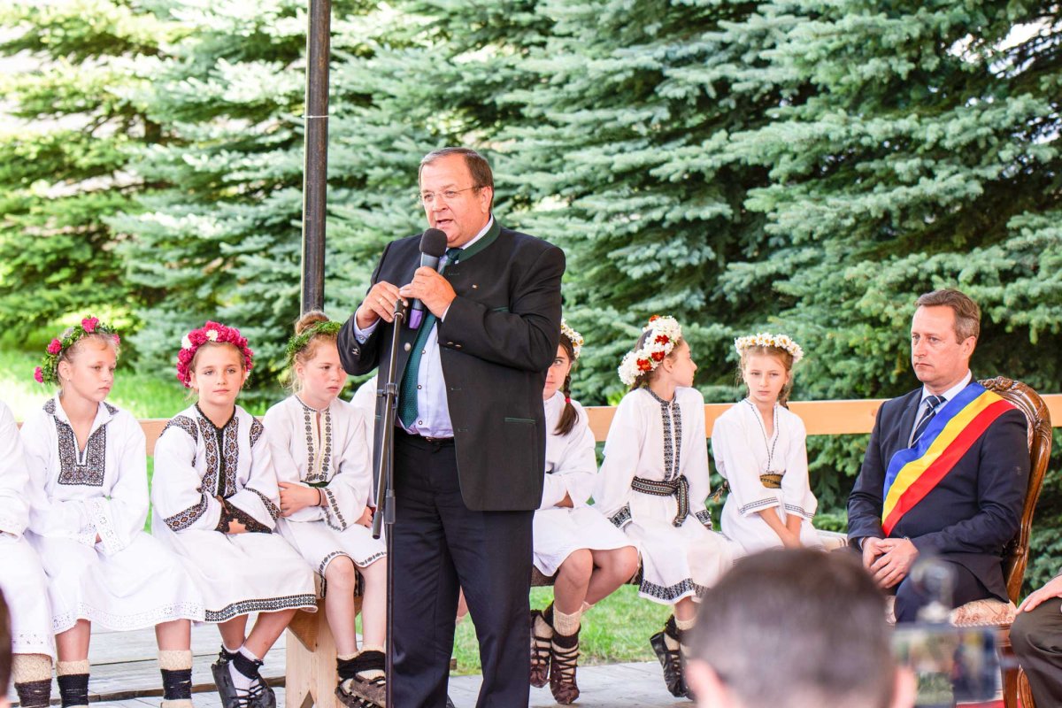 La Mănăstirea Putna a fost inaugurat drumul „Via Transilvanica” în Bucovina 121853