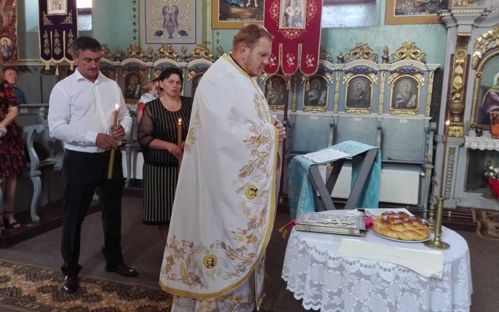 Parohia Milcoveni și-a cinstit ocrotitorul 121837