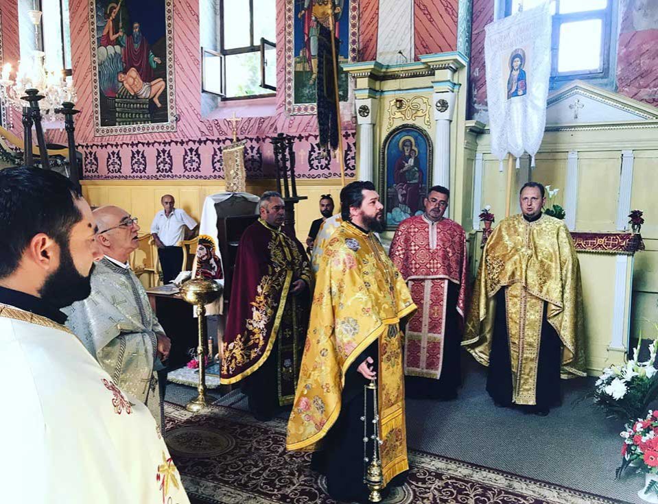 Sărbătoarea Secerişului în Parohia arădeană Mănăştur 121829