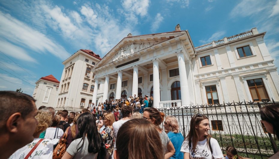 Concurenţă mare la Asistenţă Medicală 121867