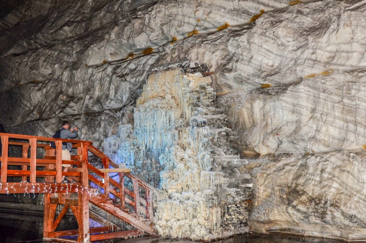 „Supernova” de la 200 de metri sub pământ 121957