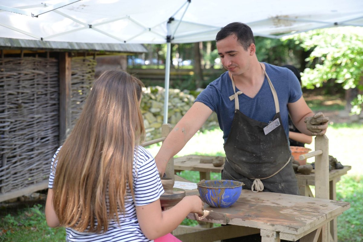 Ateliere pentru copii la Muzeul Satului 122143