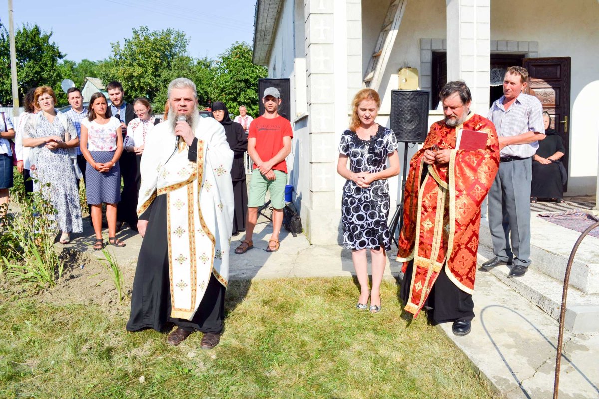 Slujbă misionară în Parohia Dacia - Nicşeni 122406