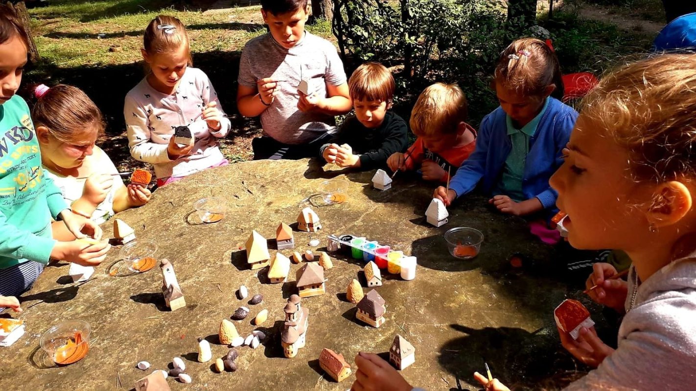 Tabăra „Împreună în pridvorul satului” în Munții Buzăului 122349