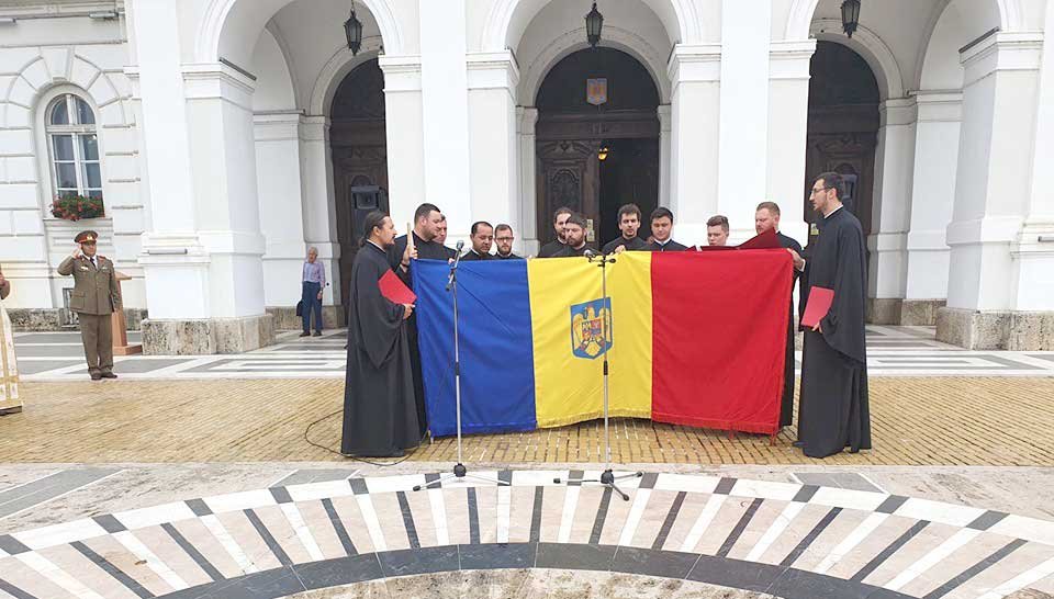 Arhiepiscopul Aradului a participat la manifestările dedicate Imnului Național 122468