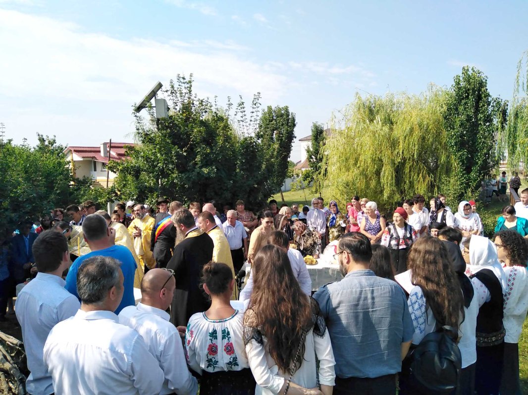 Slujba Parastasului pentru cel de-al cincilea patriarh al României 122492