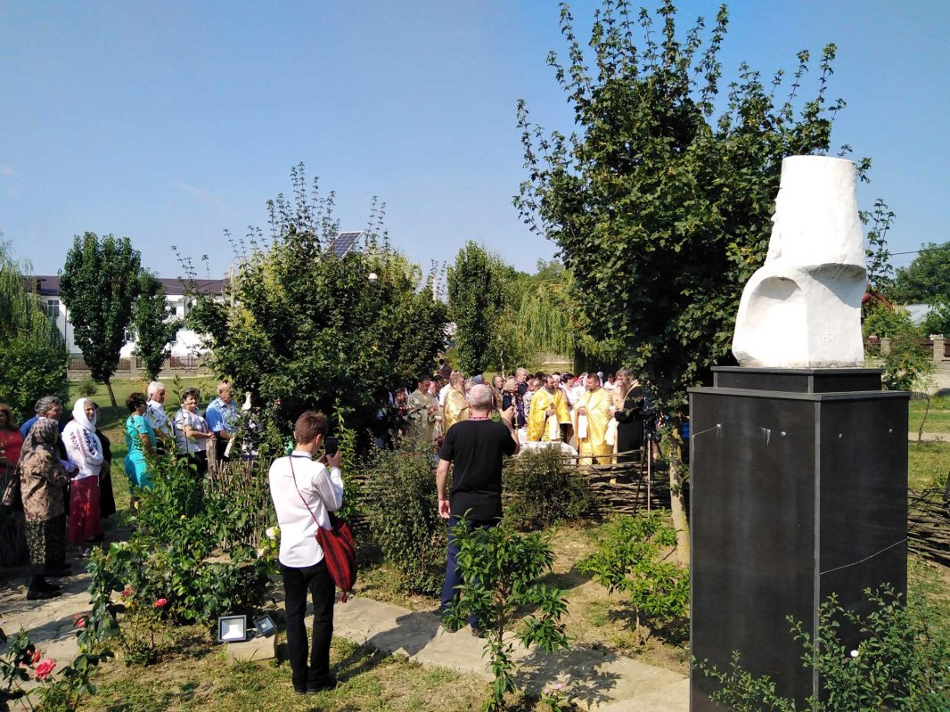 Slujba Parastasului pentru cel de-al cincilea patriarh al României 122494