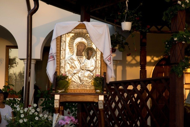 Pelerinaj cu Icoana Maicii Domnului de la Adam 122619