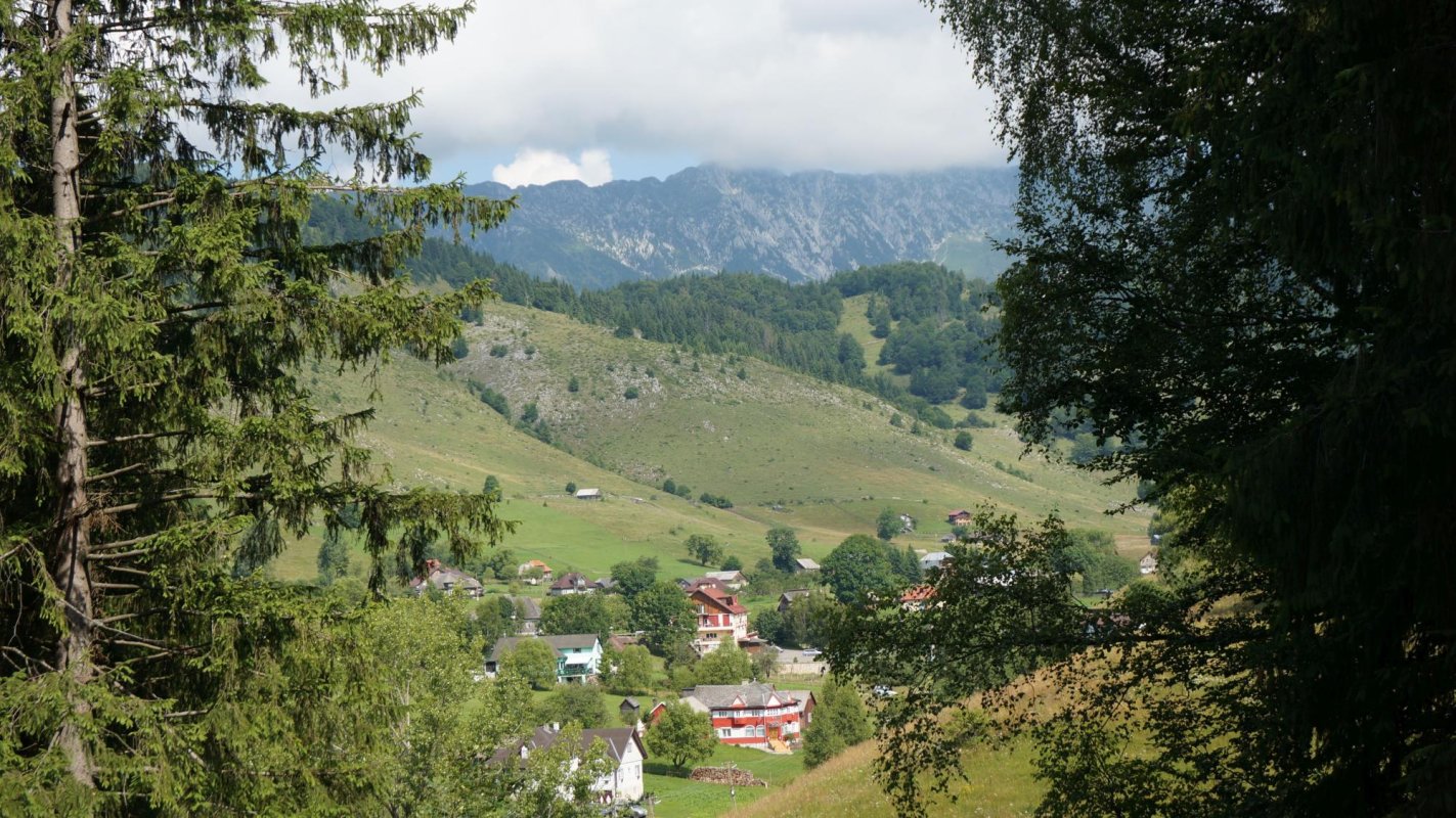 Șirnea, perlă din salba ținutului Bran 122598