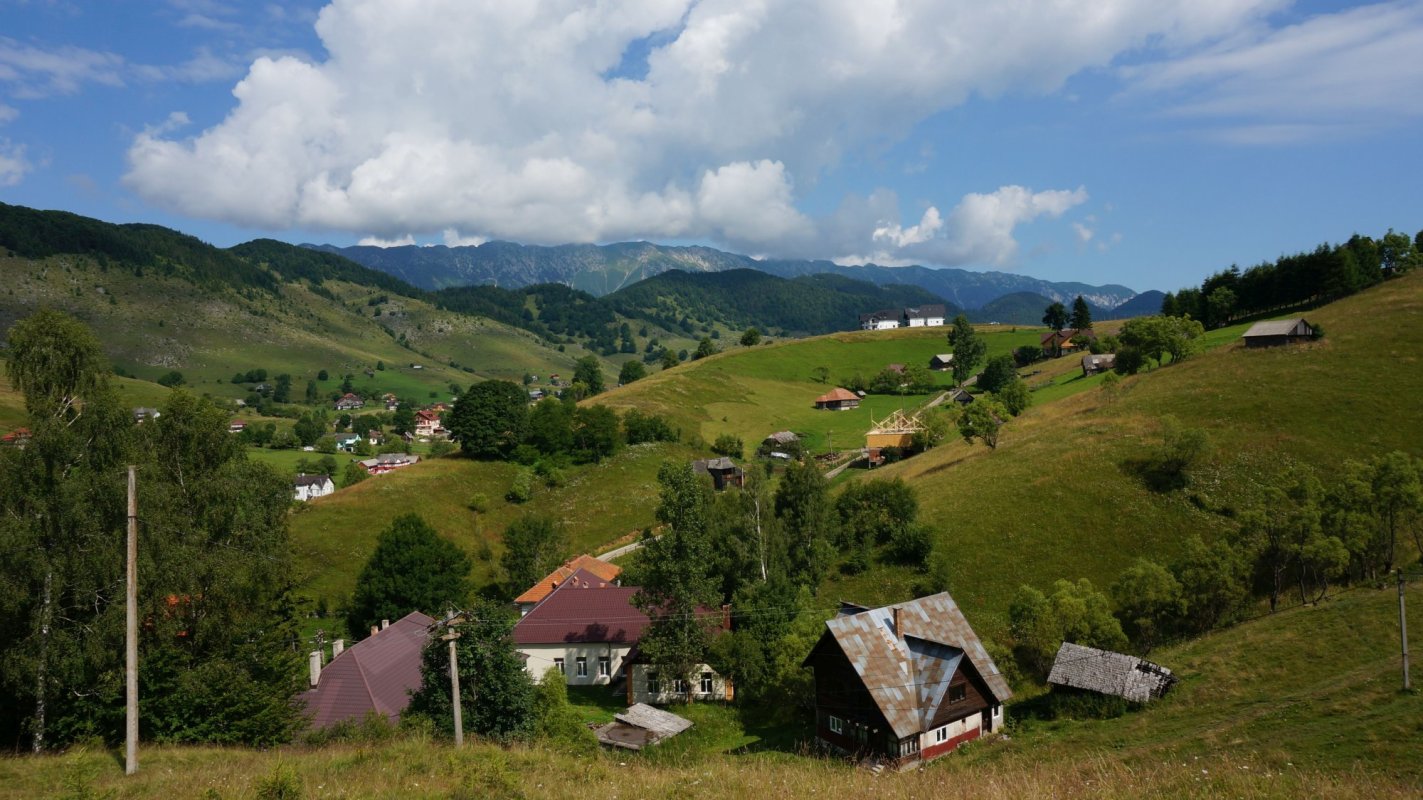 Șirnea, perlă din salba ținutului Bran 122599