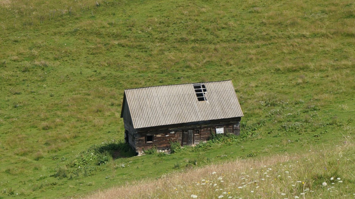 Șirnea, perlă din salba ținutului Bran 122609