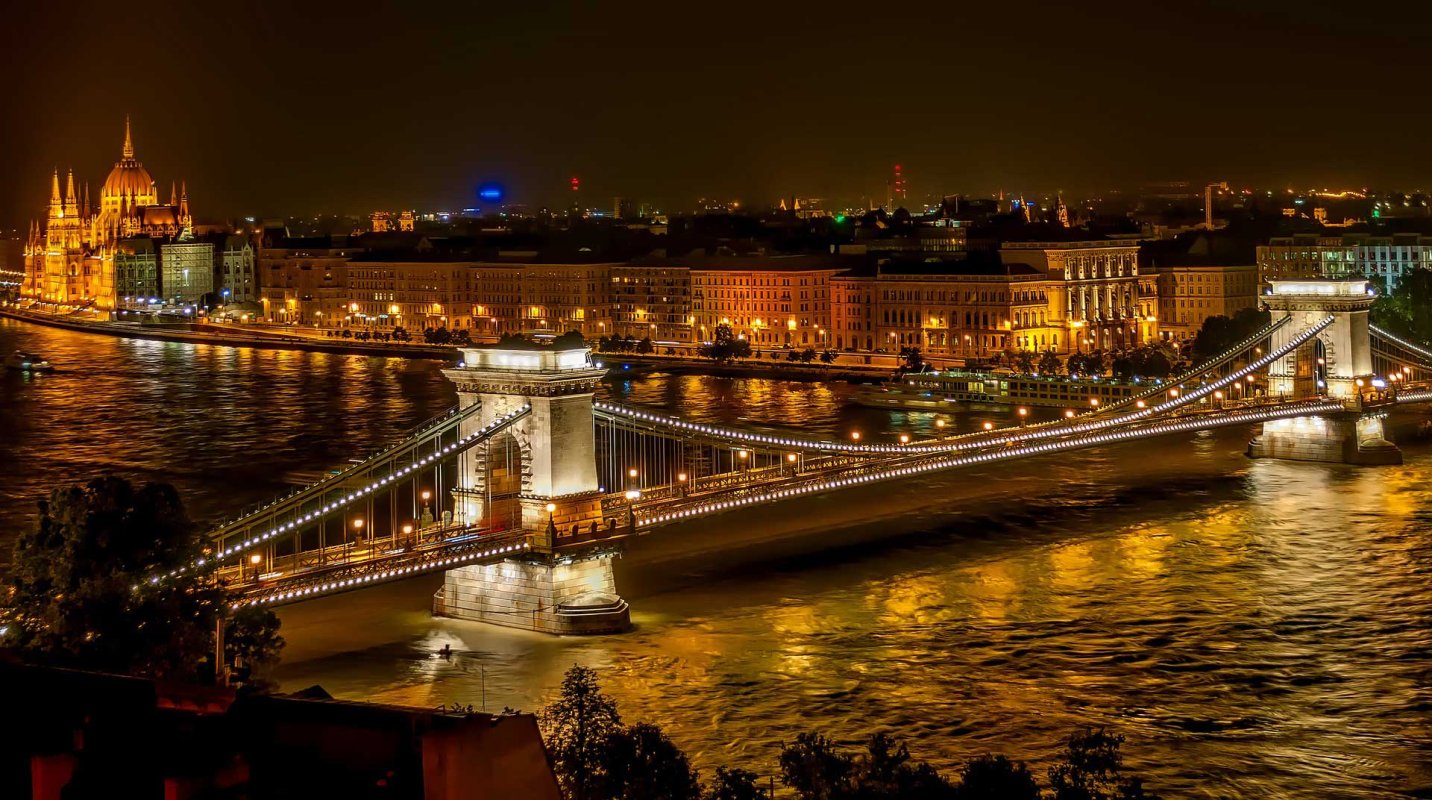 Budapesta, inima culturalÄƒ È™i spiritualÄƒ a Ungariei Poza 41