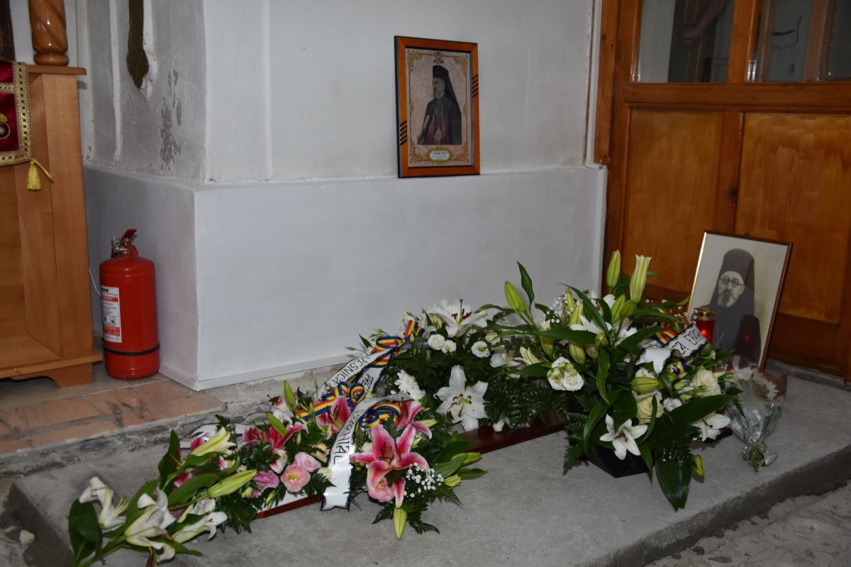 Restituire istorică a Episcopiei Caransebeșului 122729