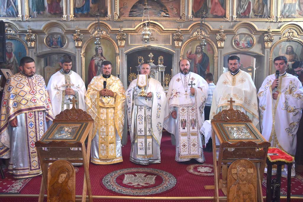 Tradițiile satului românesc, la Cercul pastoral Domașnea-Valea Cernei 122675