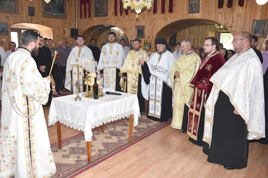 Tradițiile satului românesc, la Cercul pastoral Domașnea-Valea Cernei 122681