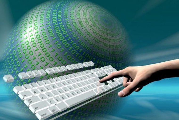 Trei miliarde de euro pentru e-guvernare 122745