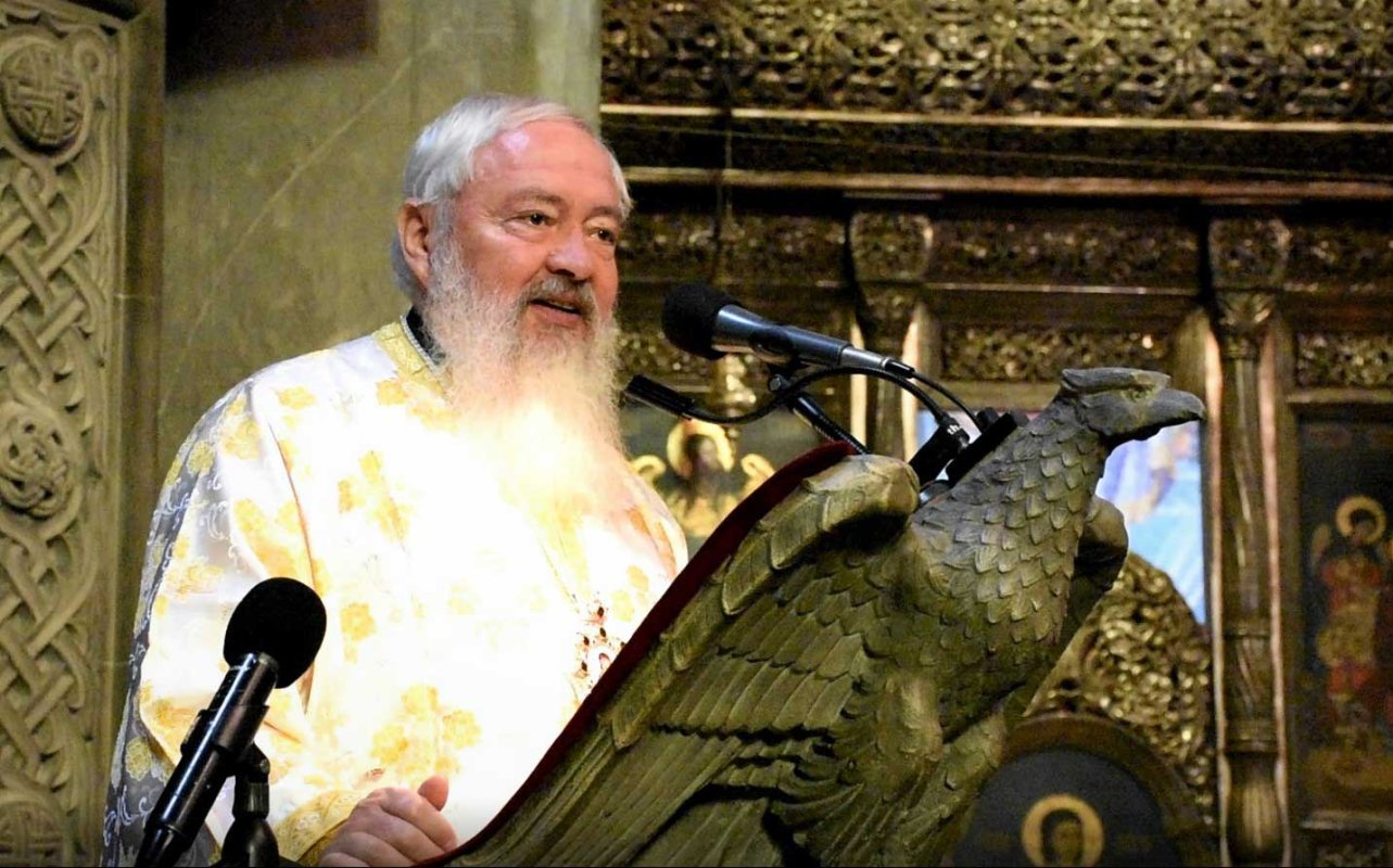 Slujiri arhierești în Duminica a VII-a după Rusalii 122868