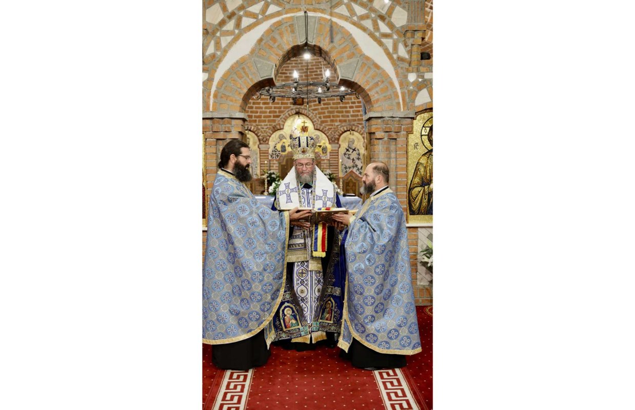 Paraclise săvârșite de ierarhi în Episcopia Maramureșului 122995