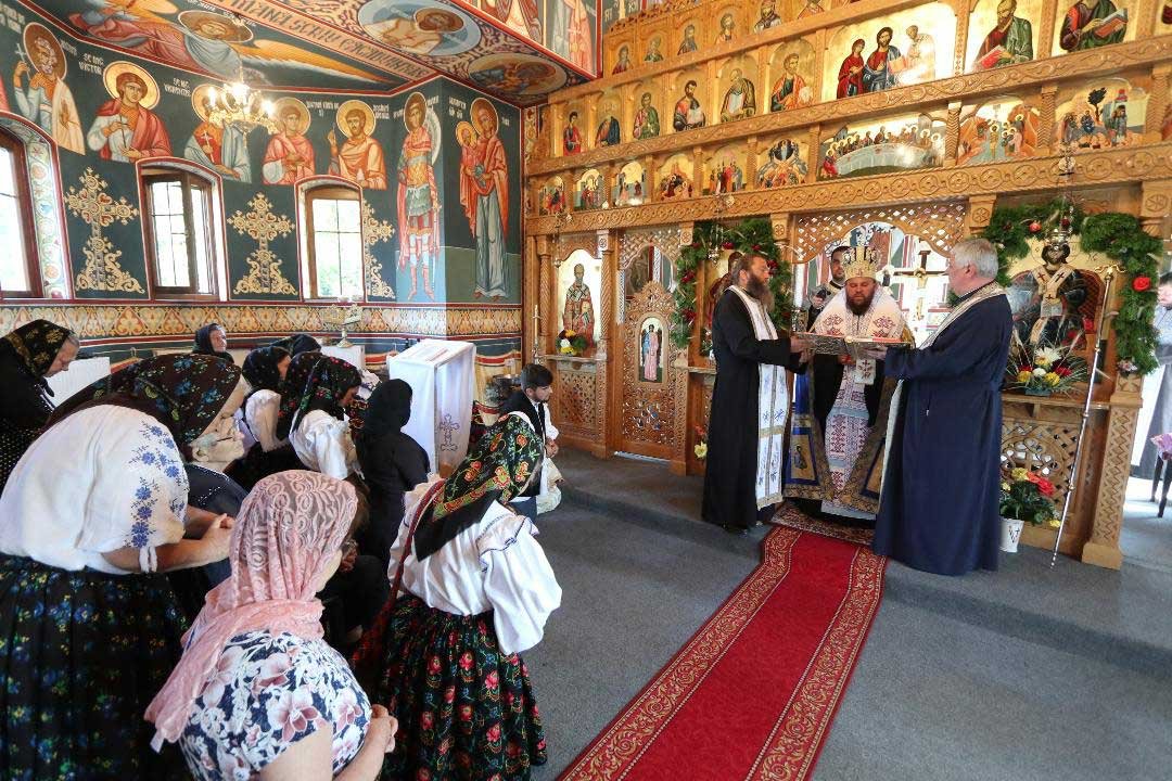 Paraclise săvârșite de ierarhi în Episcopia Maramureșului 122999