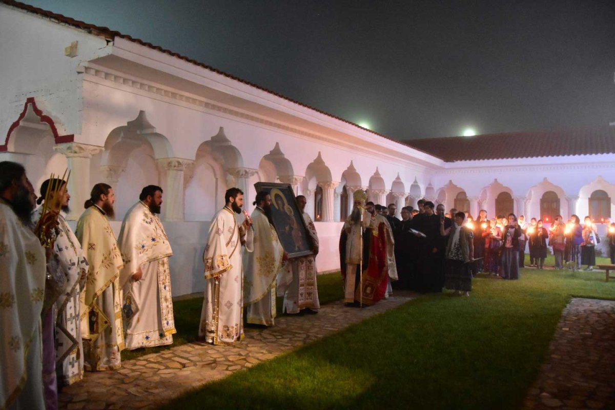 Rugăciune la Icoana Maicii Domnului „Grabnic-Ascultătoarea” 122981