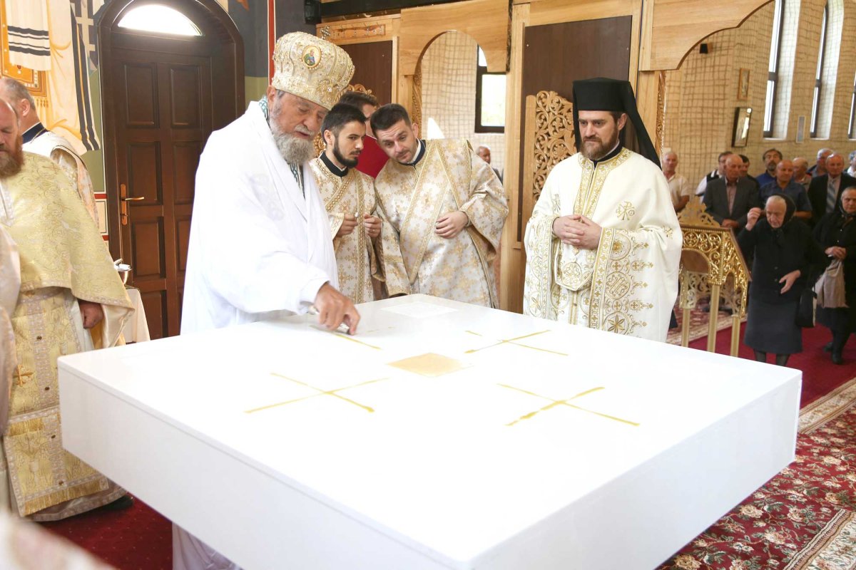 Slujiri arhierești la praznicul Schimbării la Față a lui Hristos 123067