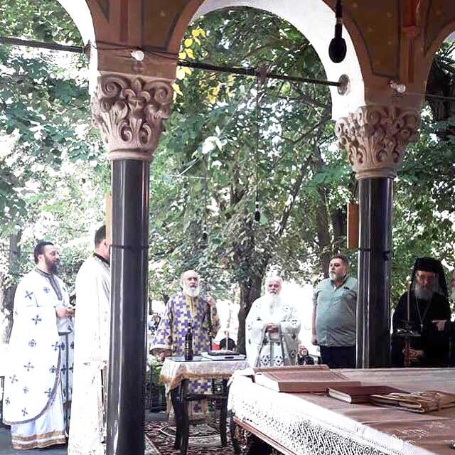 Slujiri arhierești la praznicul Schimbării la Față a lui Hristos 123075