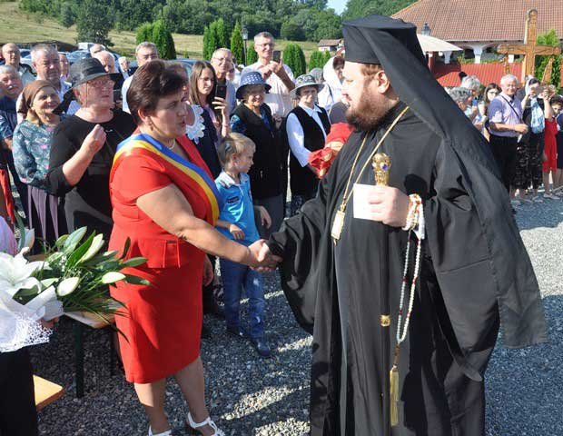 Slujiri arhierești la praznicul Schimbării la Față a lui Hristos 123089