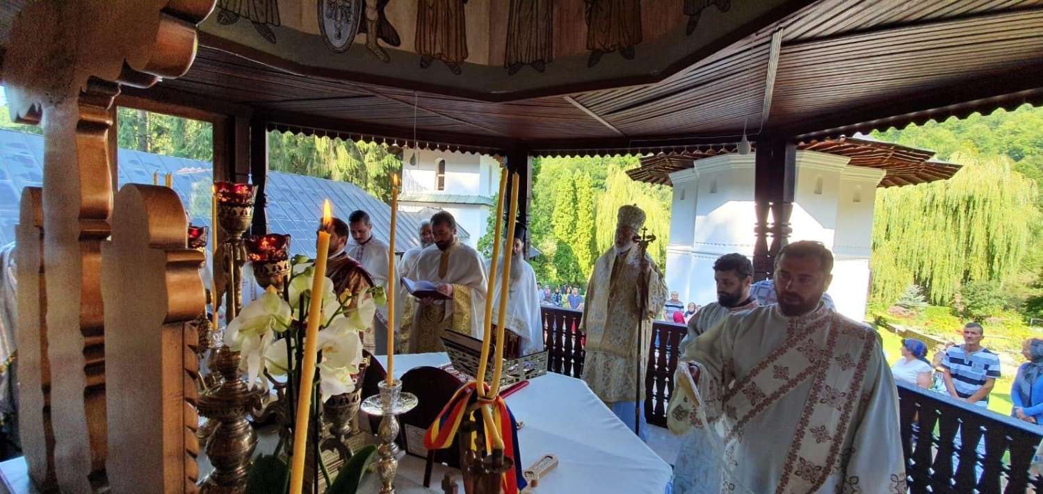Mănăstirea Robaia și-a cinstit ocrotitorul spiritual 123109