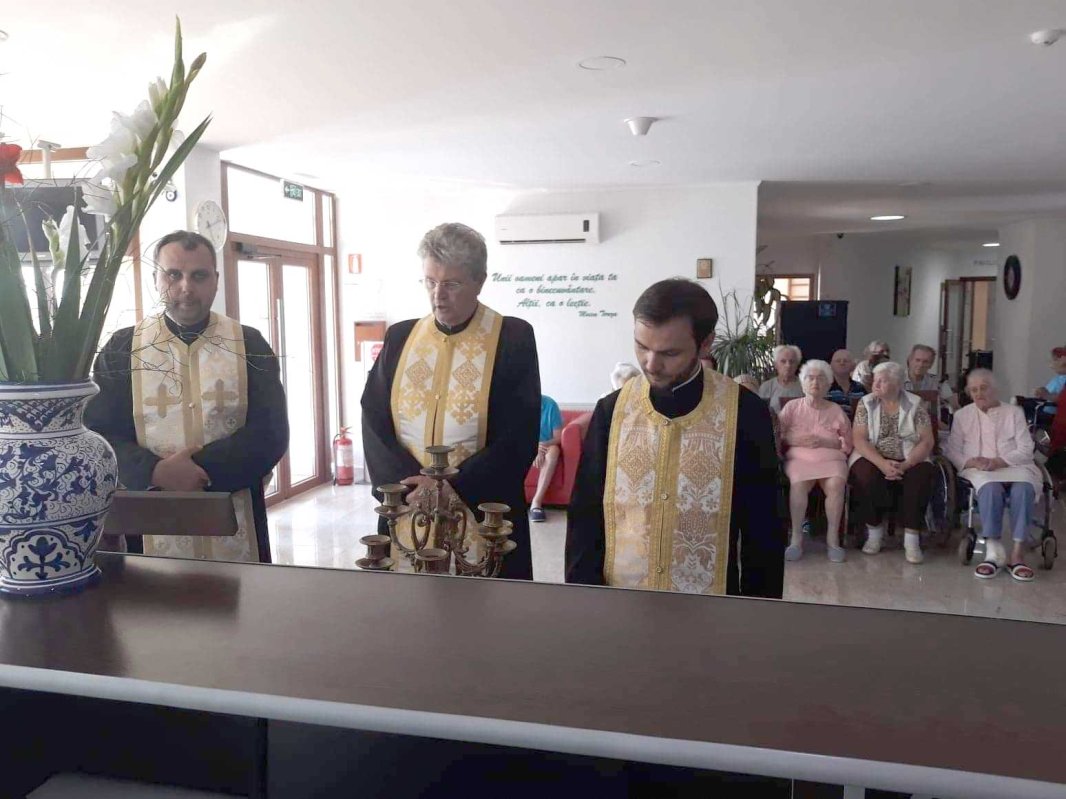 Taina Sfântului Maslu la Vladimirescu 123150