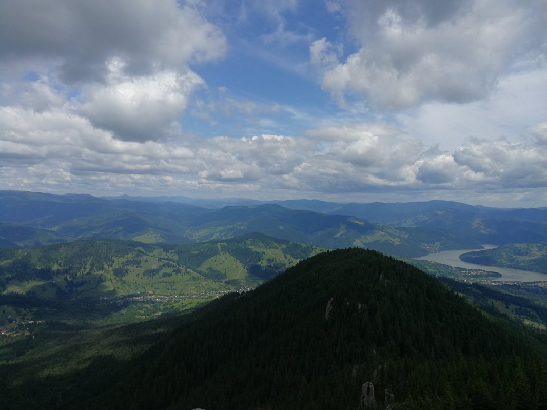 Pe cărări bătătorite de mii de paşi 123224