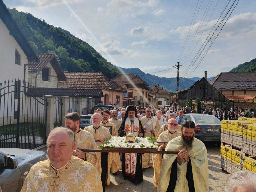 Sfântul Gheorghe Pelerinul întors acasă, în satul natal 123277