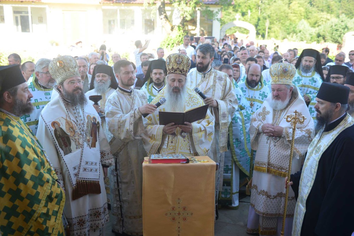 Biserica Schitului Pocrov a fost resfinţită 123389
