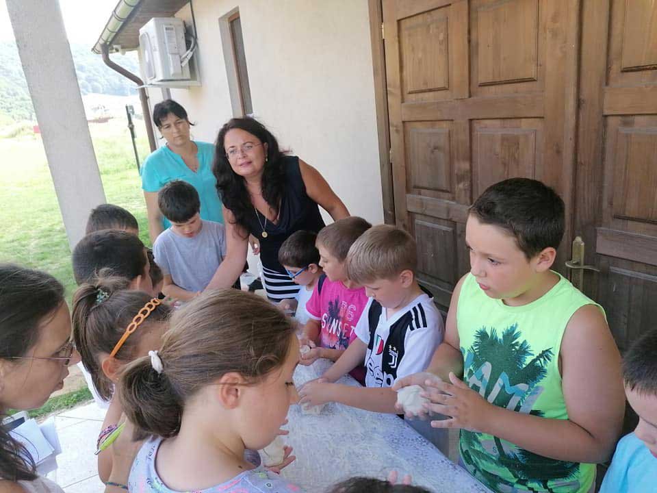 Școală de vară în Parohia „Sfântul Dumitru” din Florești, Cluj 123375
