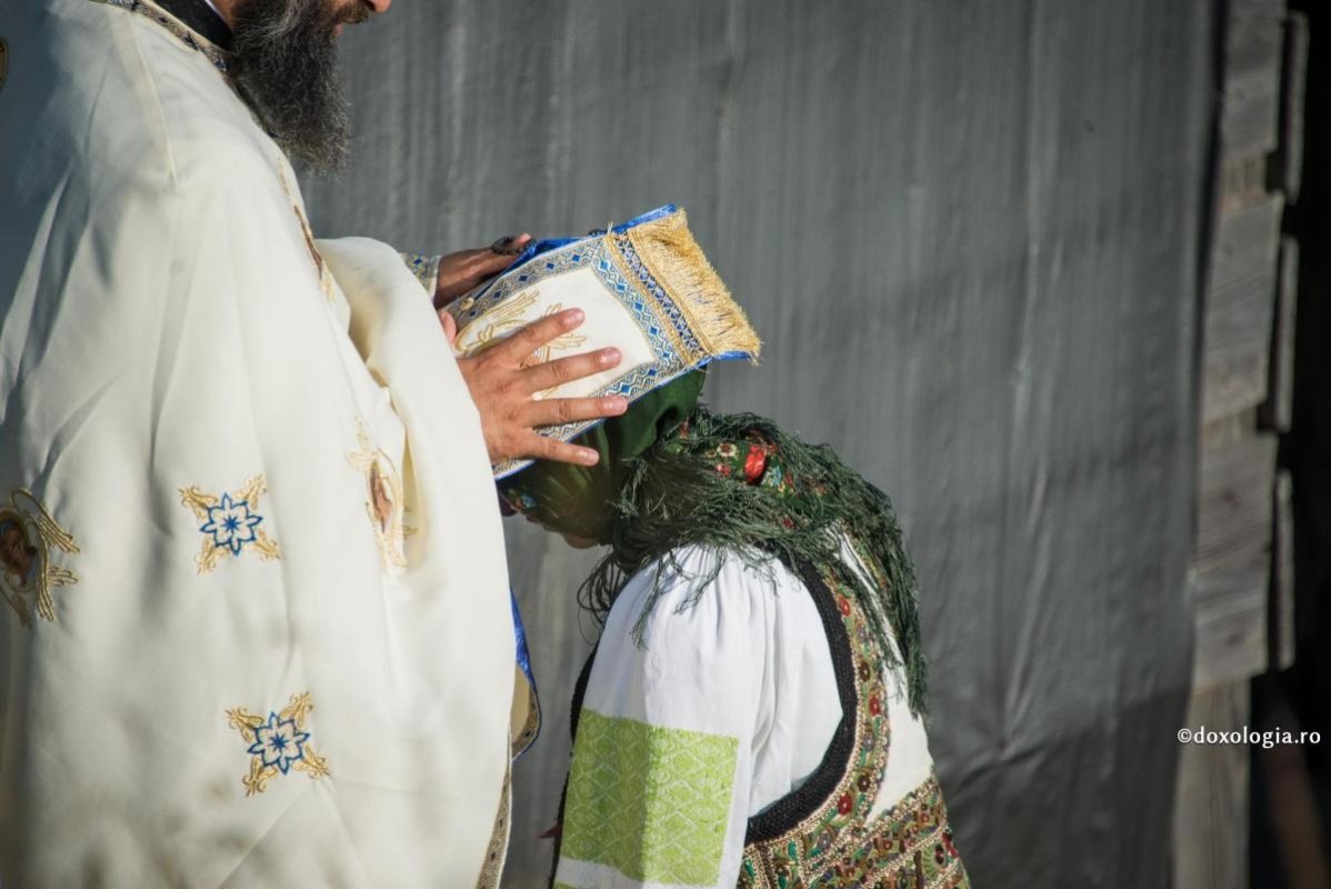 Matei 18, 18-22; 19 1-2 și 13-15 123577